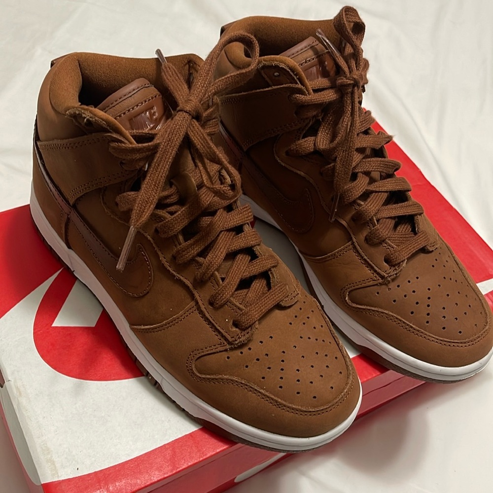 Nike Dunk High Pecan/White Womens
